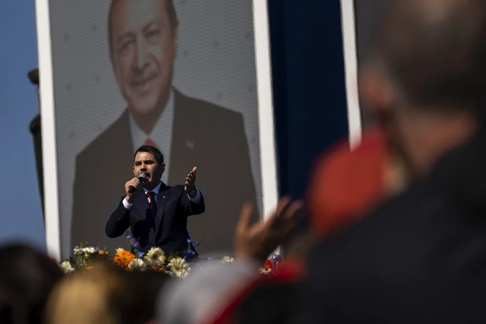 Murat Kurum, candidato del Partito di Giustizia e Sviluppo (AKP) di cui Erdogan è stato presidente (©Francisco Seco/AP)