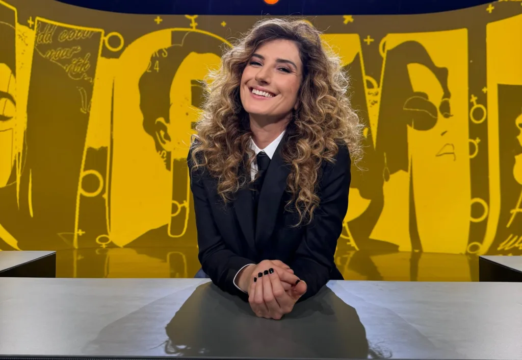 Nina Palmieri "iena insider" per Italia1